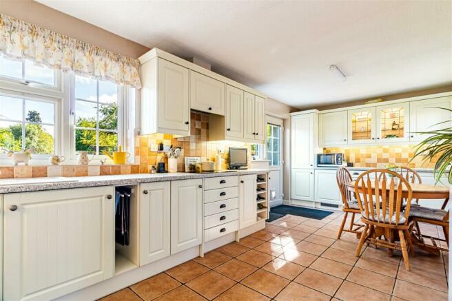 Kitchen/Dining Room