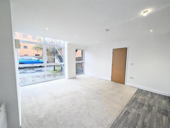 Flat 1 Open Plan Living Kitchen