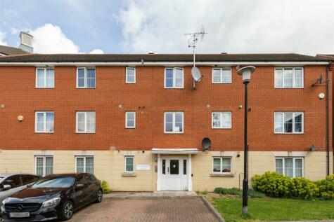 Chadwell Heath - 2 bedroom flat for sale