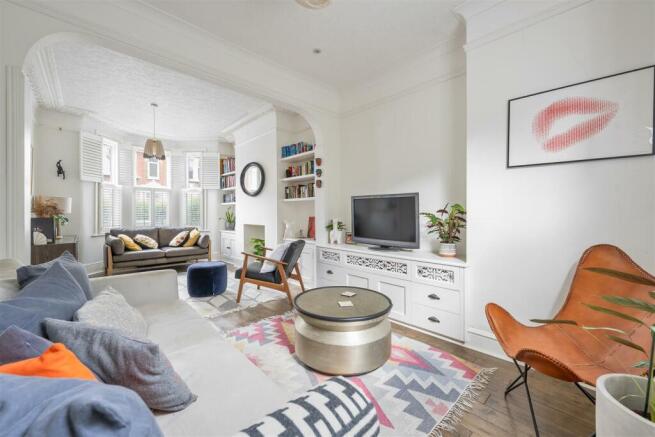 Cavendish Drive E11