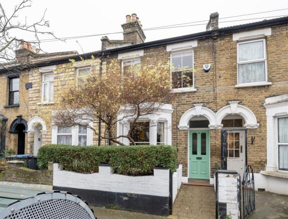 Worsley Road, E11