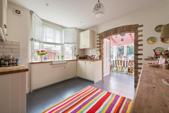 Grove Green Road E11