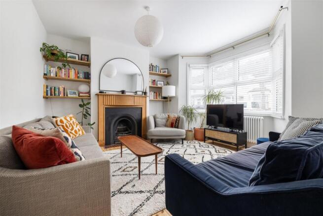 Fourth Avenue E12