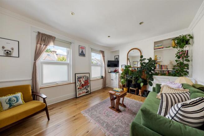 Ferndale Road, E11