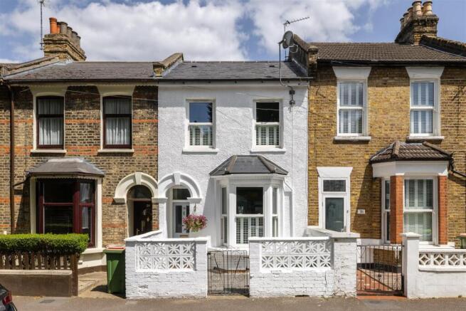 Tylney Road E7