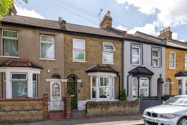 89, Stewart Road, E15