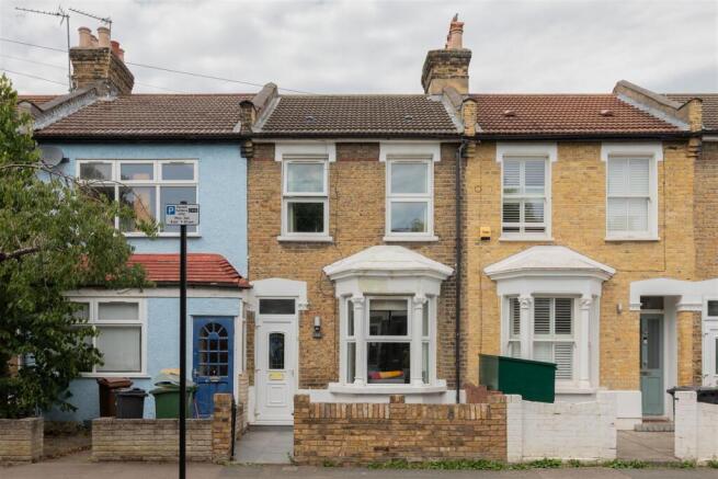 Thorpe Road, E7