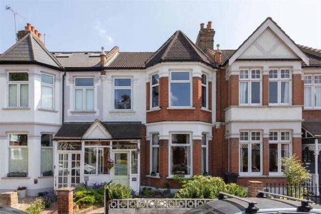 Harpenden Road E12