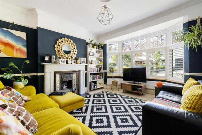 Woodcote Road, E11