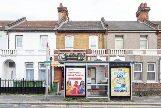 Green Street, E7