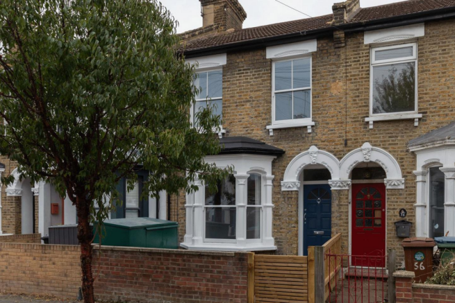 Kingsdown Road, E11