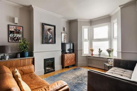 Etchingham Road, Leyton