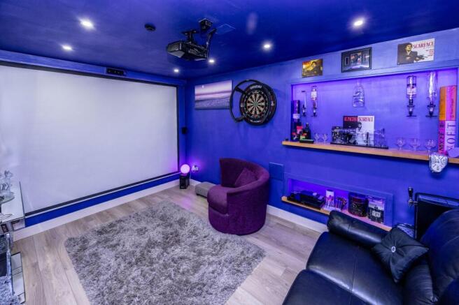 Cinema/Family Room