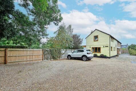 Aylesbury Road, Aston Clinton, Hemel Hempstead, Aylesbury, HP22