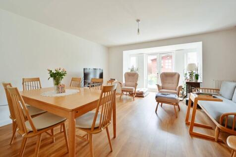 Monarch Street, Hemel Hempstead, HP2