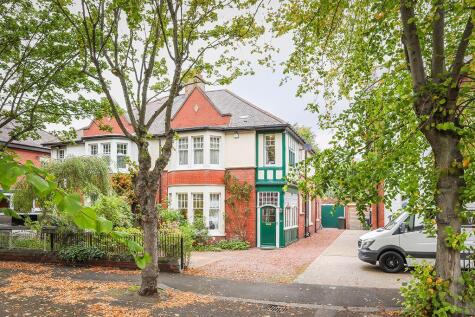 Northumberland Avenue, Forest Hall, North Tyneside