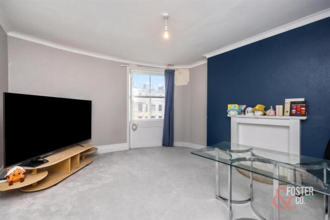Brunswick Place, 67 Flat 5_004(2).jpg