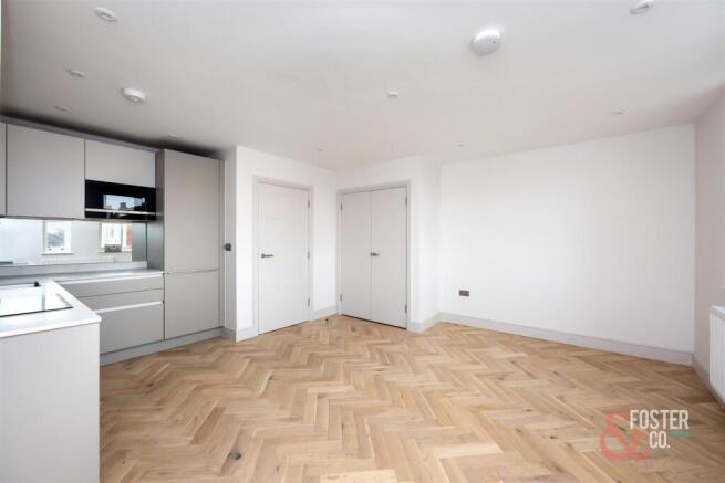 Clarendon Villas, 51 - Flat 7-010.jpg