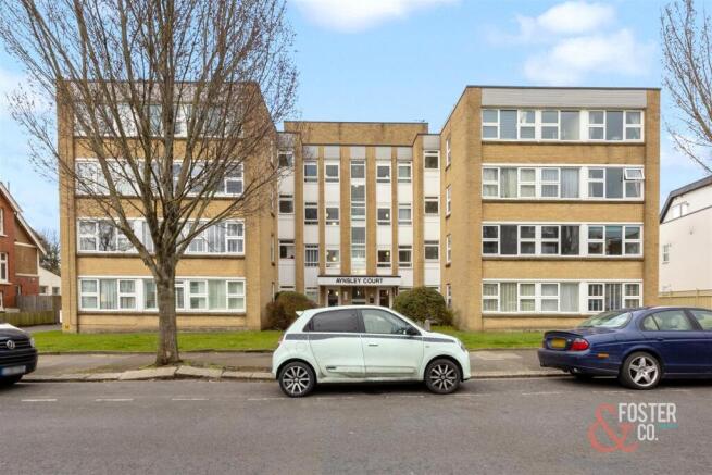 Wilbury Avenue, Aynsley Court, 9-018.jpg