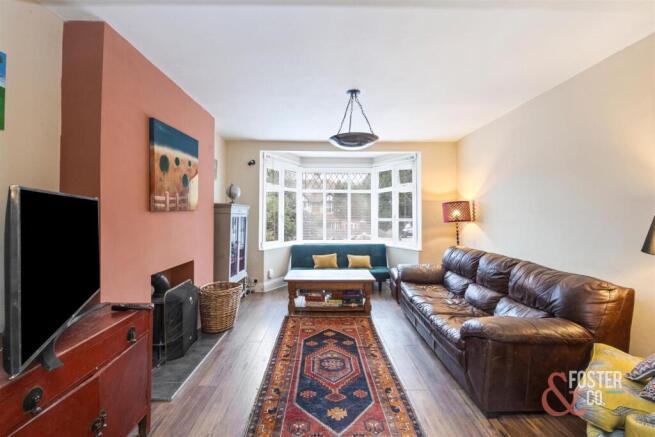 Goldstone Crescent, 42-012.jpg