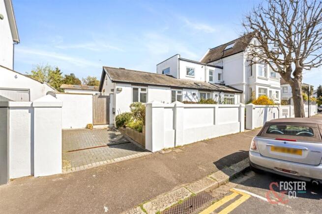 Hove Park Villas, 18a-020.jpg
