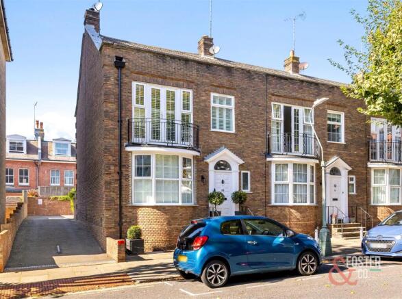 Rochester Gardens, 10-028.JPG