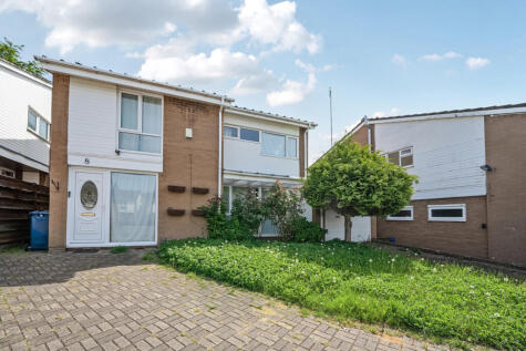 Bowls Close, Stanmore