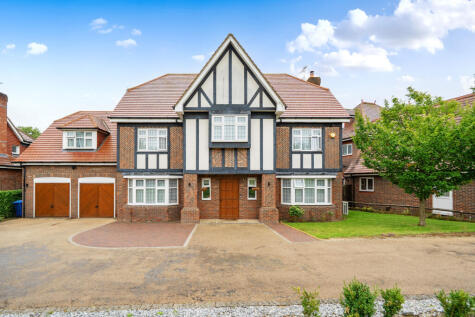 Cleopatra Close, Stanmore