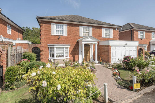 1340574-23-689b75...