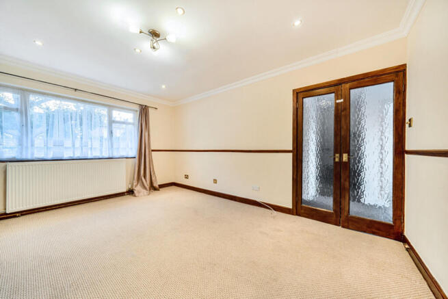 1347940-5-68b5e8b...