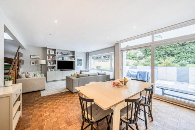 1363489-12-68ecef...