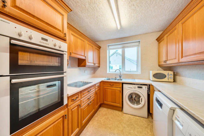 1369655-15-68fa57...