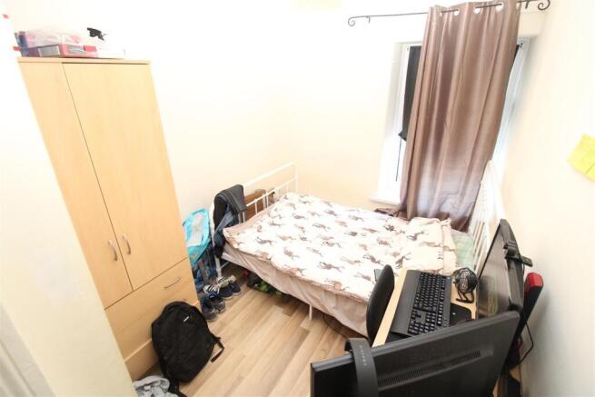 Room 4.jpg