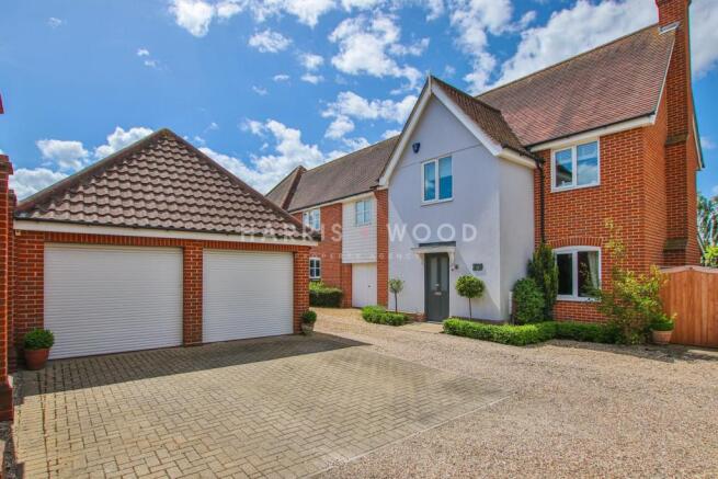 4 Bedroom Detached House For Sale In Hale Way Colchester Co4