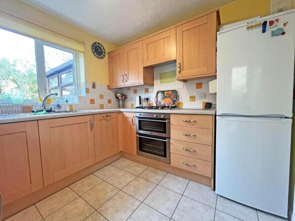 Kitchen1.jpg