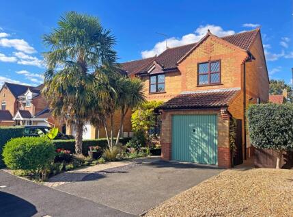 Caldervale, Orton Longueville, Peterborough