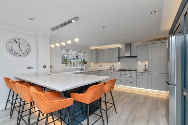 3ElderberryClose-33.jpg