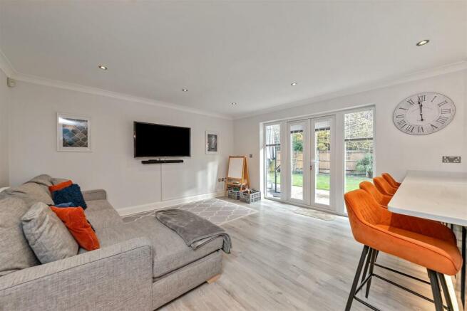 3ElderberryClose-39.jpg