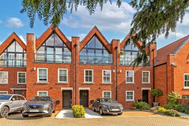 4OakTreeGardens-11.jpg