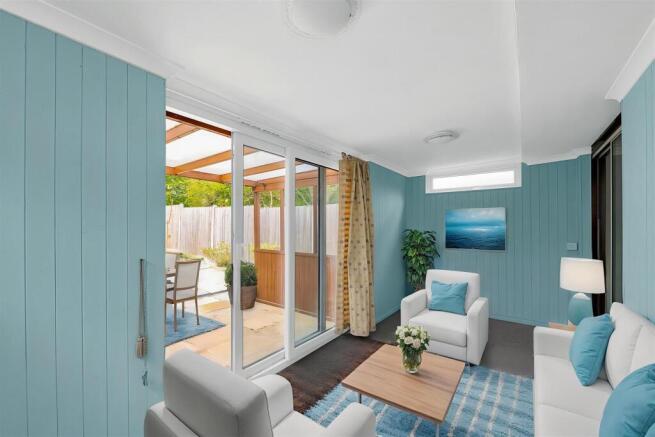 10-Stanton-Close10 - Living Room - Standard - 0.jp