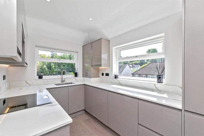 12KentonGardens-43.jpg