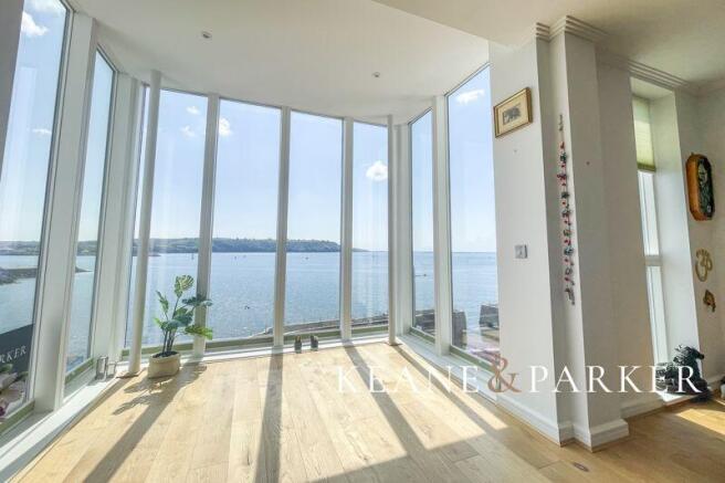Views To Front