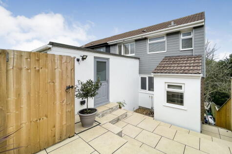 Beverston Way,Widewell,Plymouth,Devon,PL6 7EF