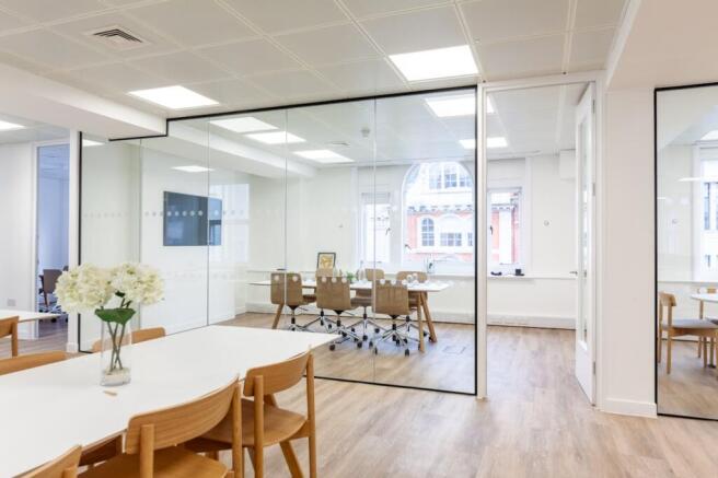 1921 Great Portland Street  3rd Floor 15.jpg