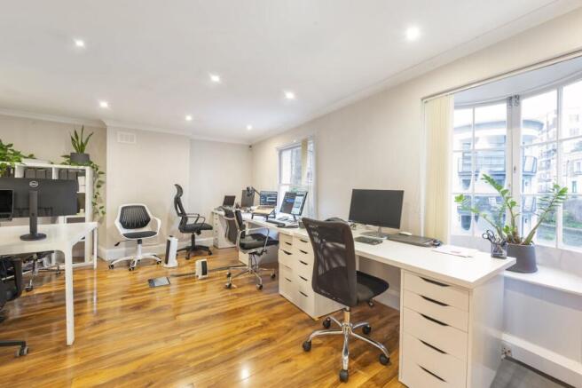 OFFICE 6.jpg