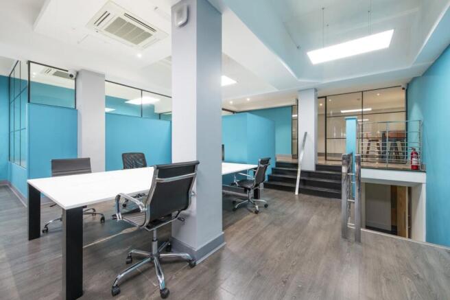 OFFICE 2.jpg