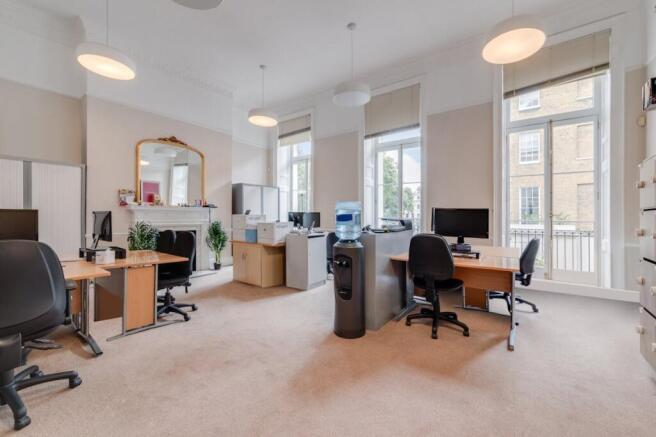 OFFICE1 1.jpg