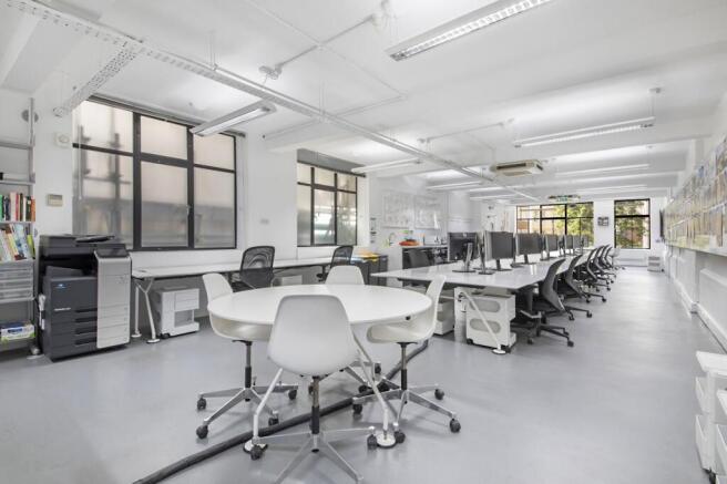 OFFICE 7.jpg