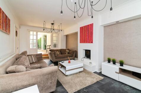 Stirling Grove, Nottingham