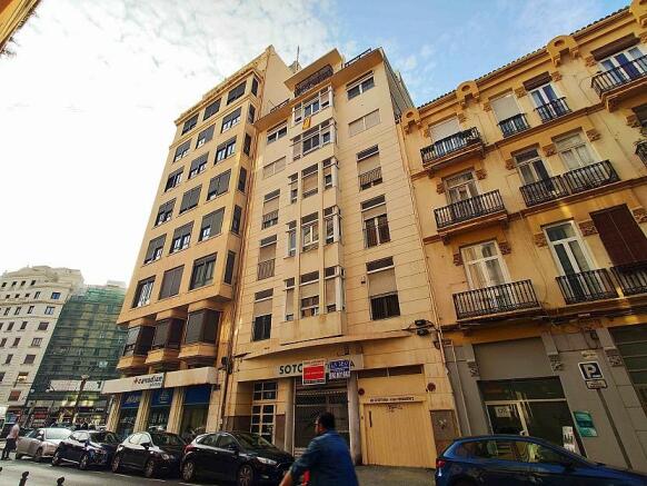 Valencia Apartments To Buy